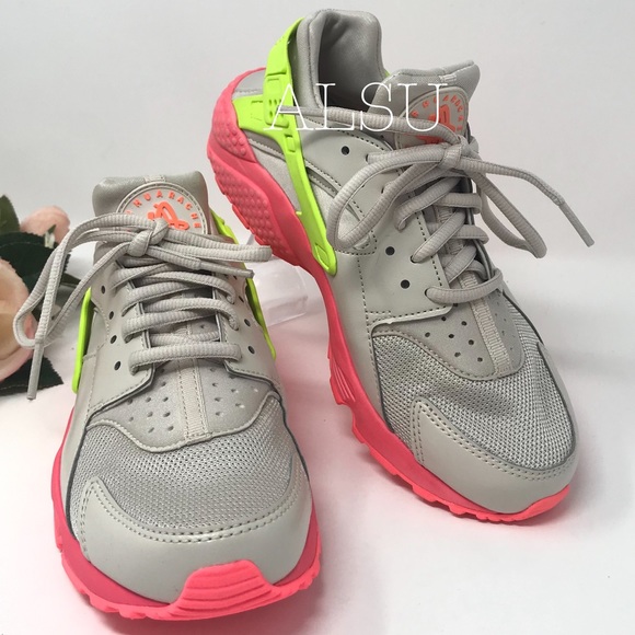 Nike Air Huarache Run Desert Sand W AUTHENTIC - Picture 3 of 8